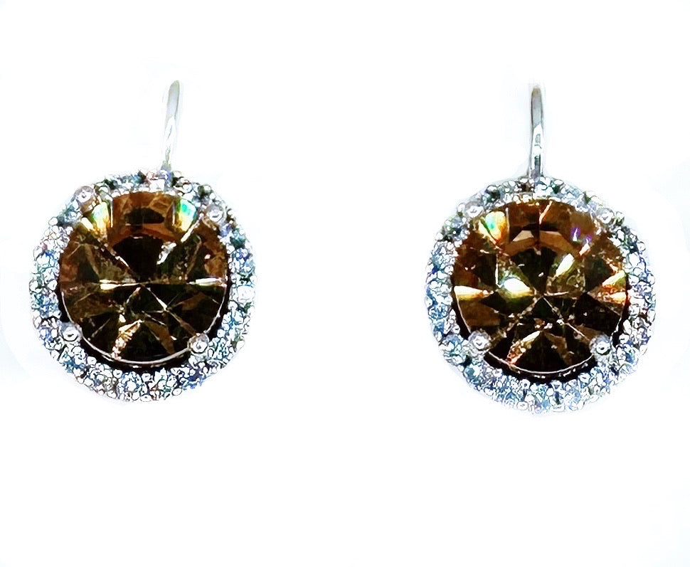 Orecchini con zirconi e grande strass centrale O232