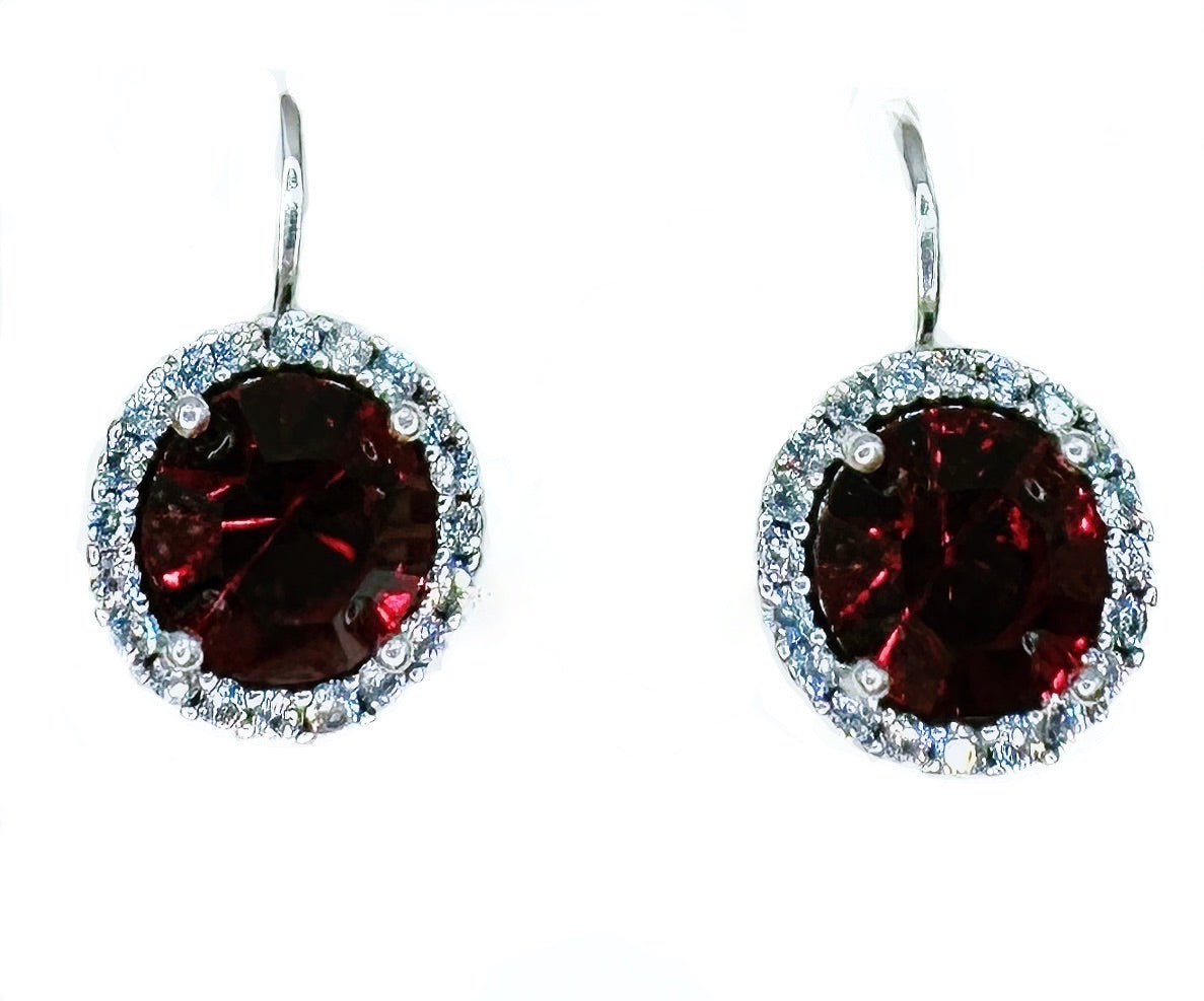 Orecchini con zirconi e grande strass centrale O232