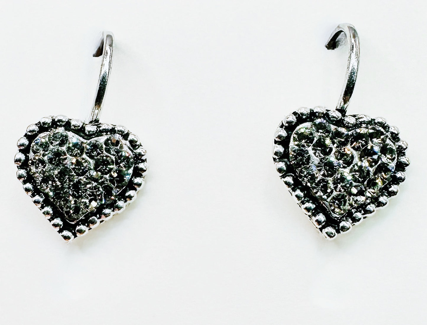 Orecchini micro strass a cuore O182