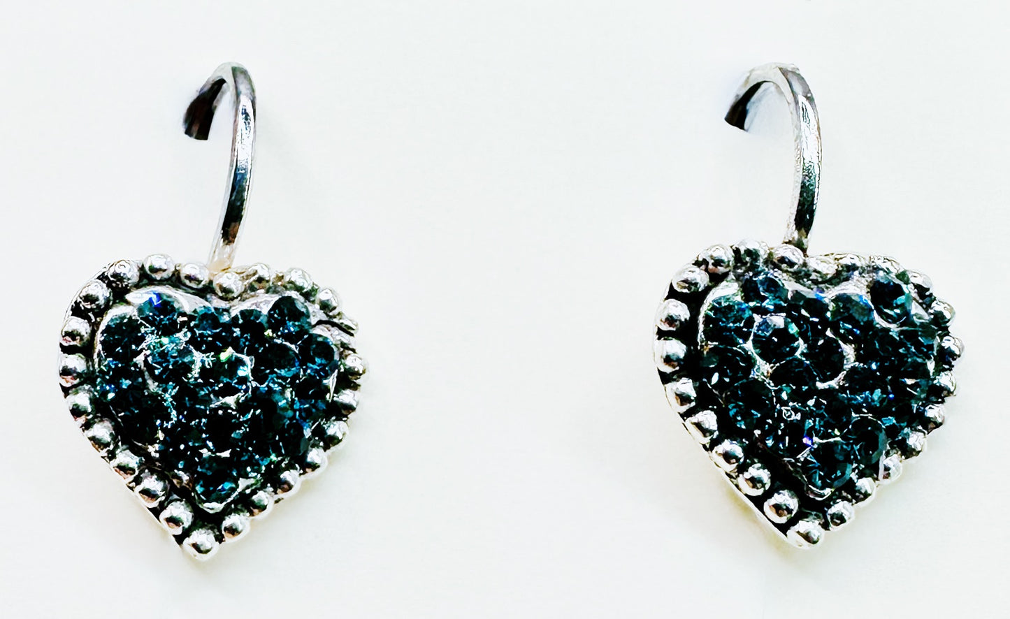 Orecchini micro strass a cuore O182