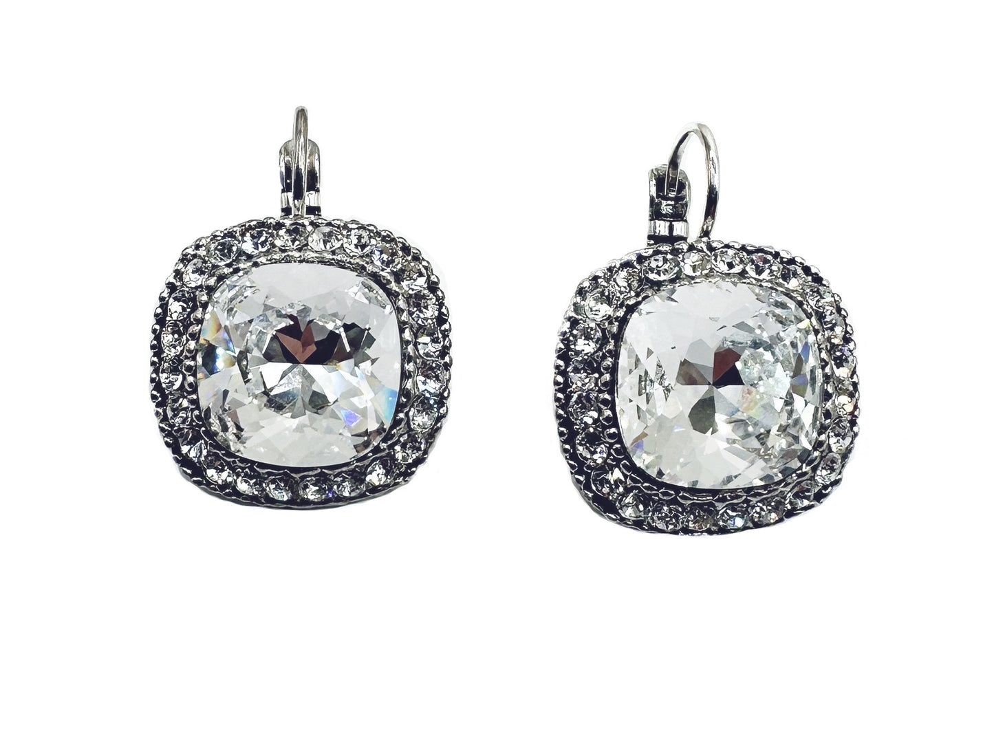 Orecchini con pietra Swarovski centrale e contorno strass O06