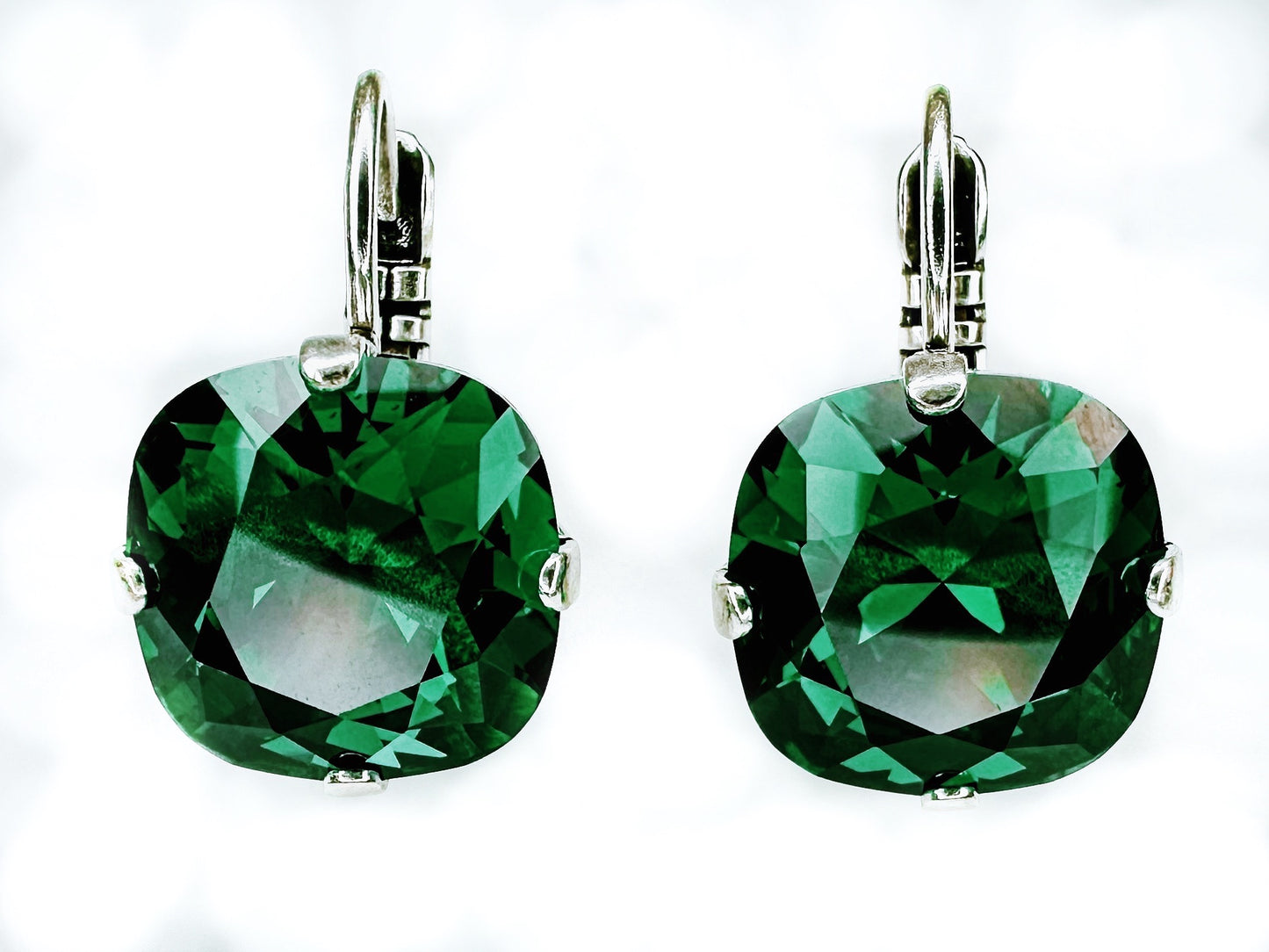 Orecchini con pietra Swarovski O1