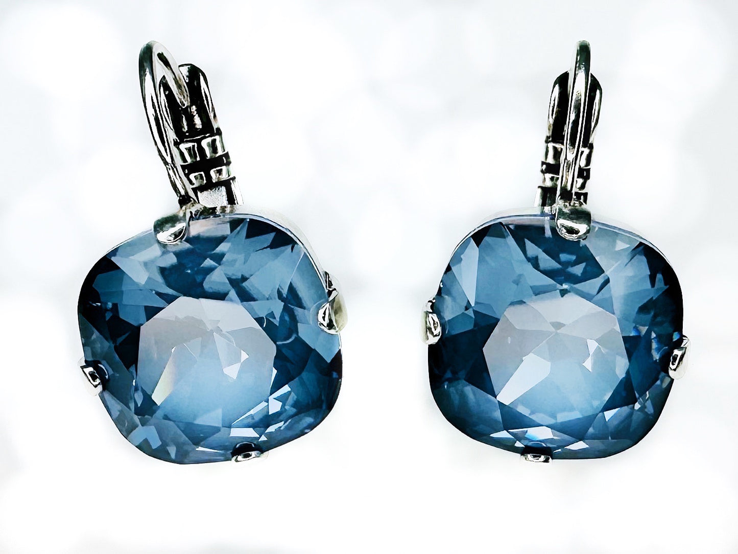 Orecchini con pietra Swarovski O1