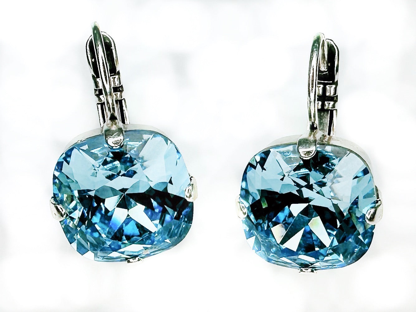 Orecchini con pietra Swarovski O1