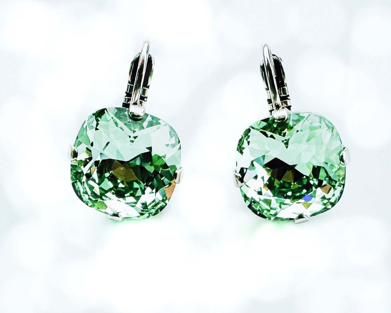 Orecchini con pietra Swarovski O1