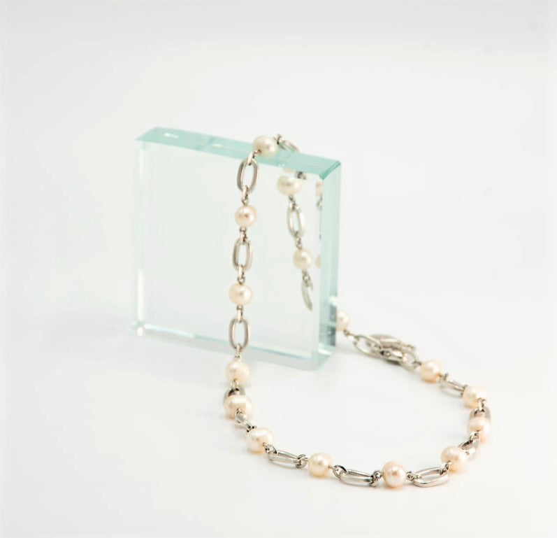 Collana girocollo con perle di fiume C51